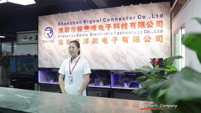 IP67 등급 M16 방수 커넥터 PBT 단열물질 및 접촉판 Au 금/금 9